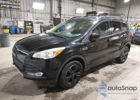 2013 Ford Escape Se z USA, uszkodzony, nr VIN 1FMCU9GXXDUB05230